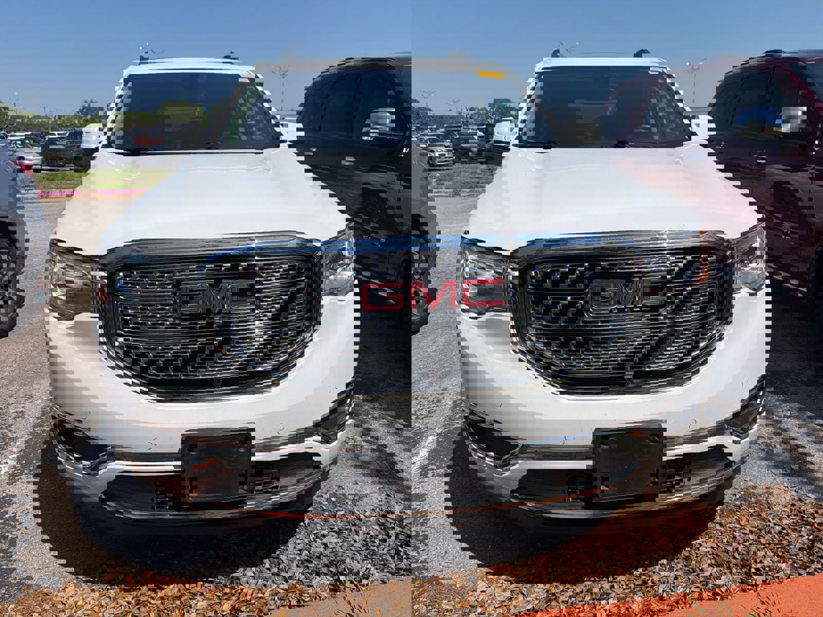 Used 2019 GMC Acadia Denali w/ Technology Package image 2