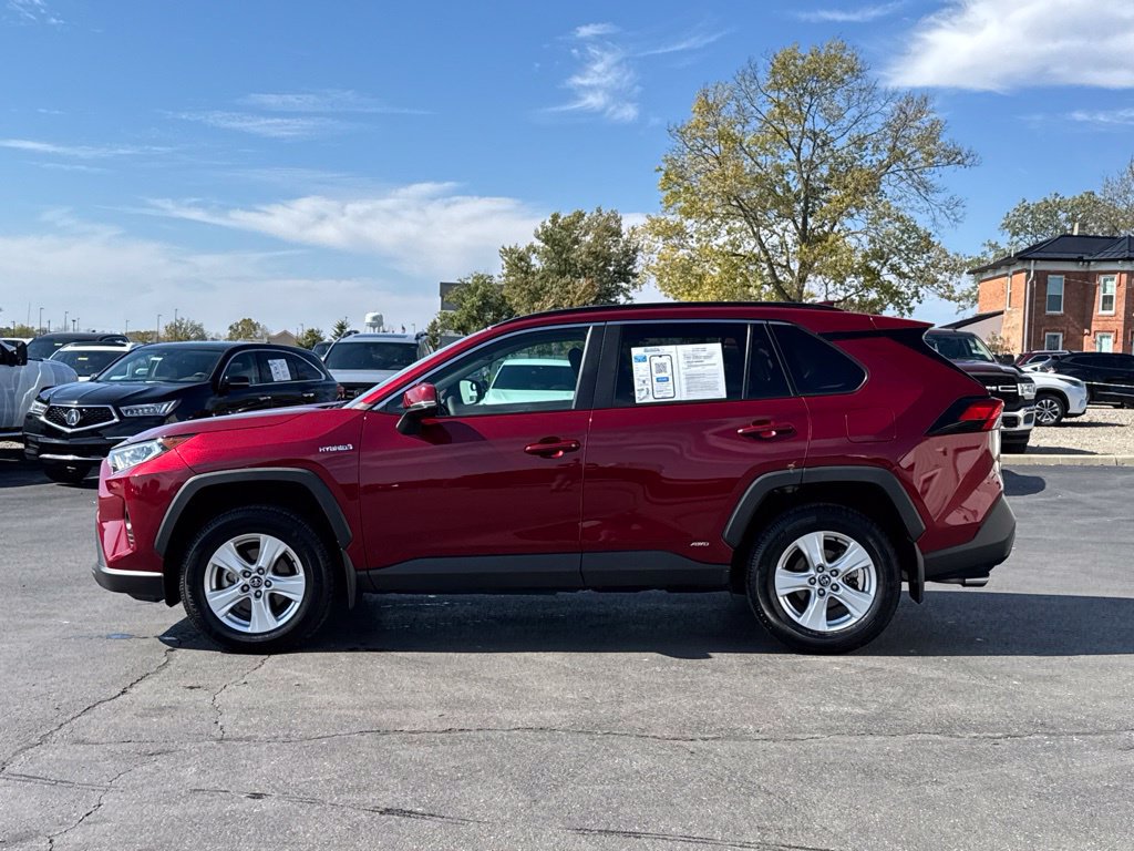 Used 2020 Toyota RAV4 XLE w/ All Weather Liner Package AWD/4WD image 4