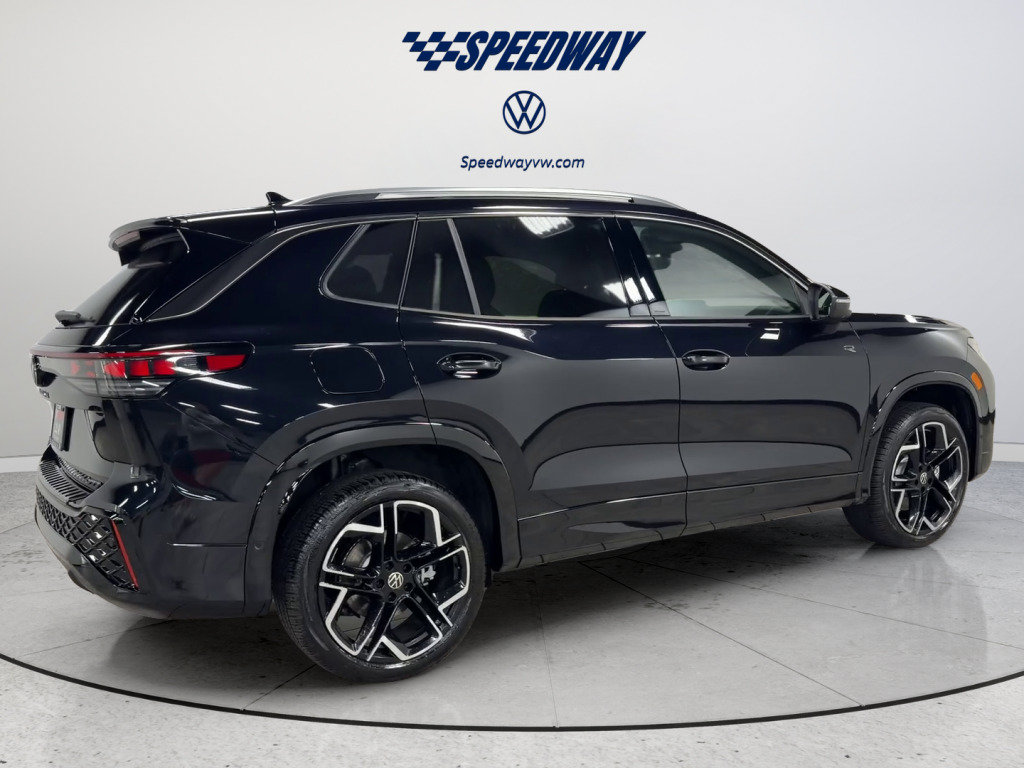 New 2026 Volkswagen Tiguan SEL R-Line AWD/4WD image 5