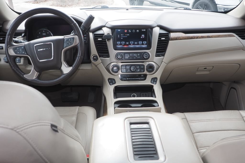 Used 2016 GMC Yukon Denali image 17