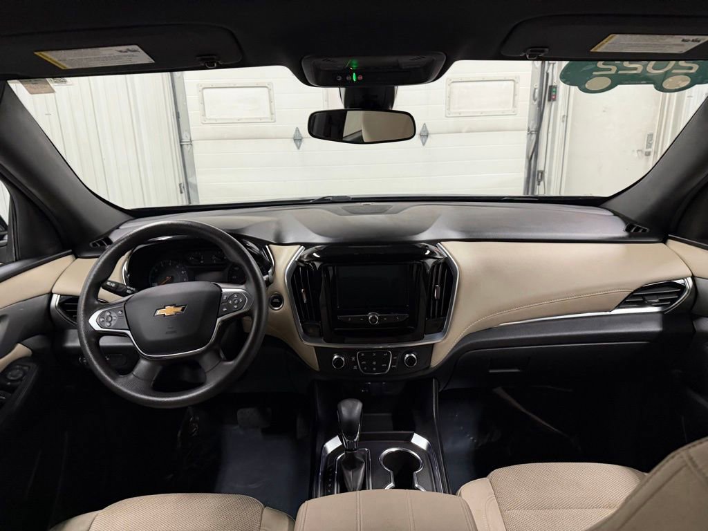 Certified 2022 Chevrolet Traverse LS AWD/4WD image 17