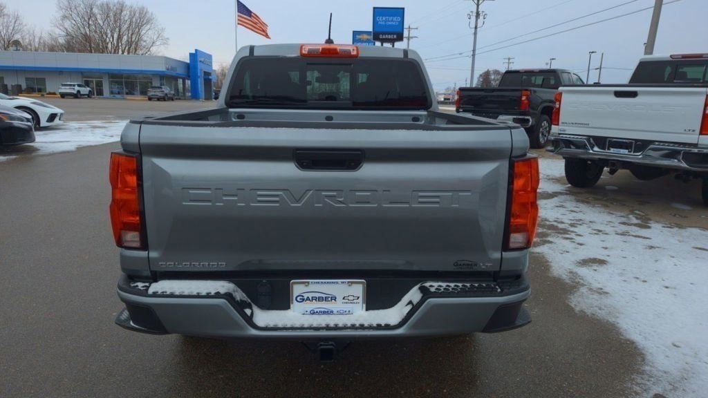 Used 2023 Chevrolet Colorado LT w/ LT Convenience Package II image 3