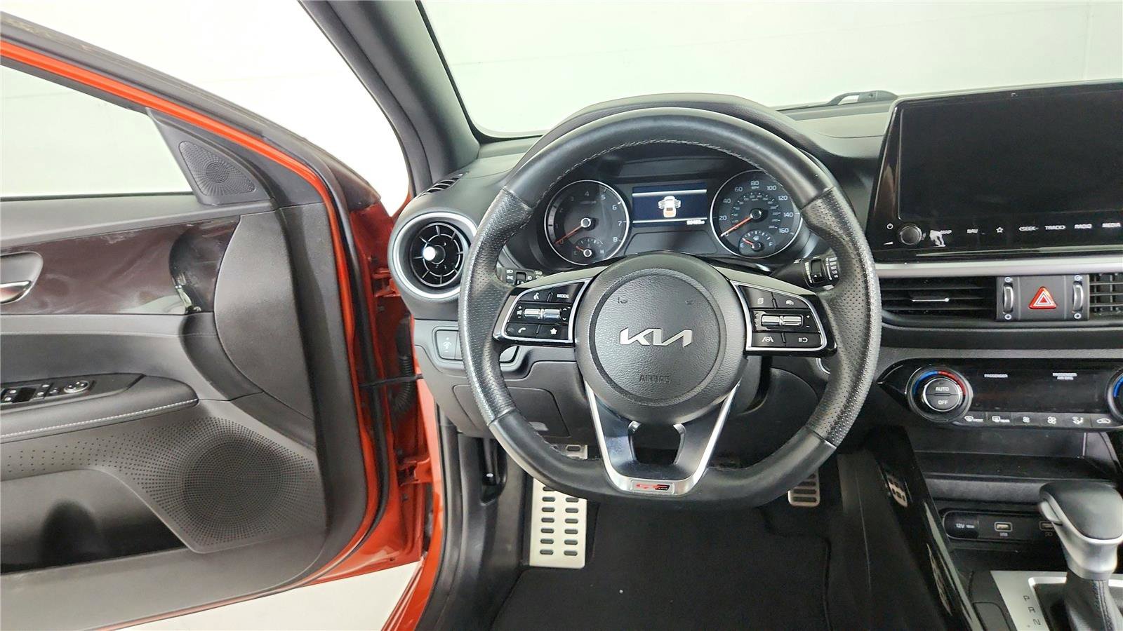 Used 2023 Kia Forte GT-Line FWD image 13