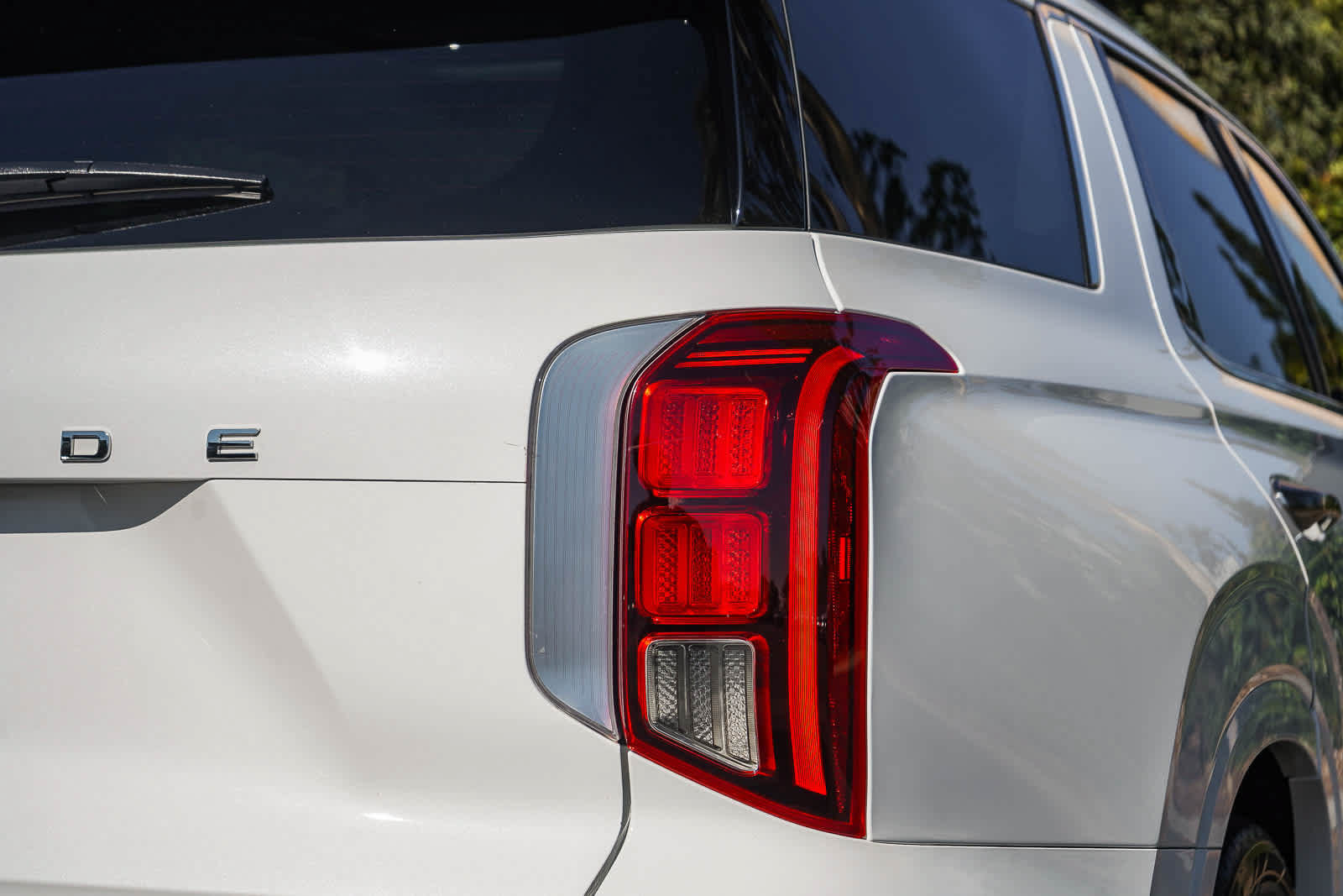 Used 2023 Hyundai Palisade Calligraphy w/ Cargo Package FWD image 7