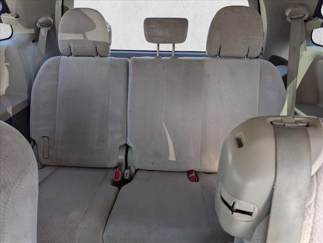 Used 2012 Toyota Sienna LE FWD image 16