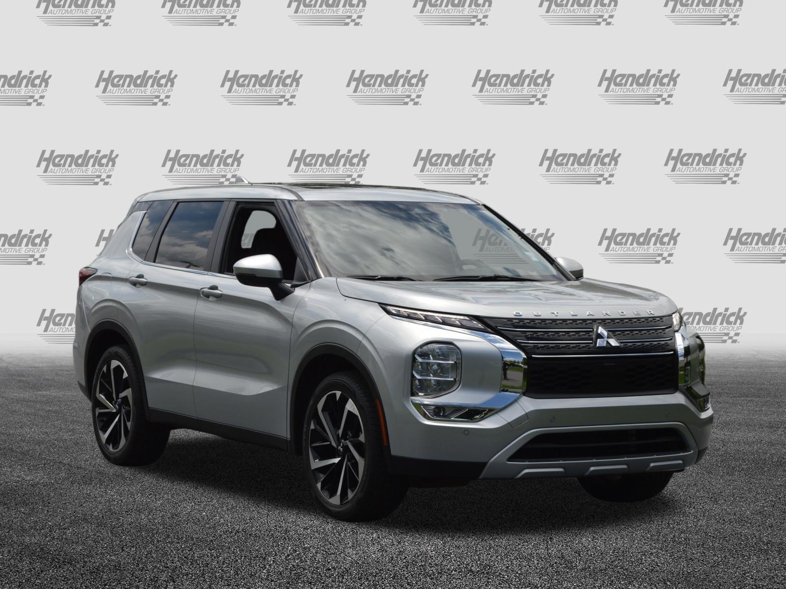 Used 2024 Mitsubishi Outlander SE FWD image 5