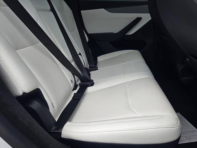 Used 2026 Tesla Model Y Long Range AWD/4WD image 18