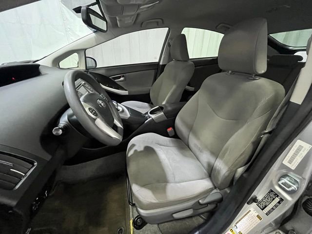 Used 2015 Toyota Prius Two image 9