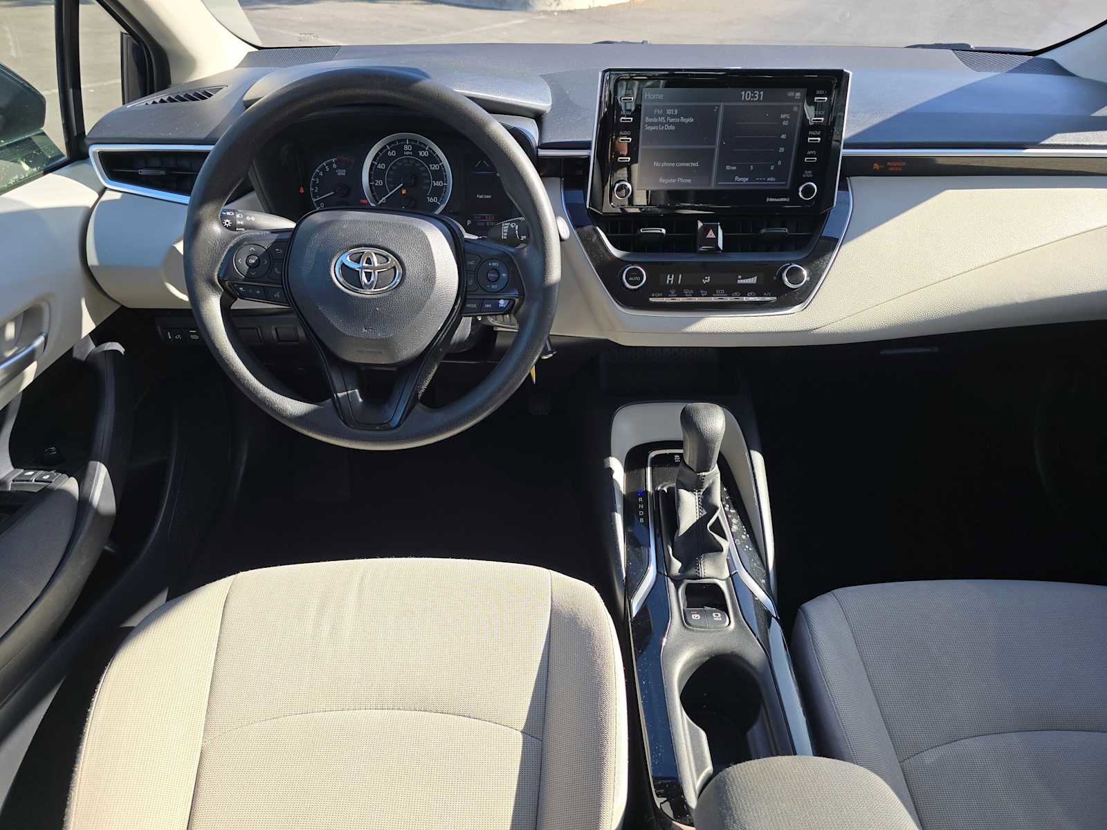 Used 2021 Toyota Corolla LE image 20