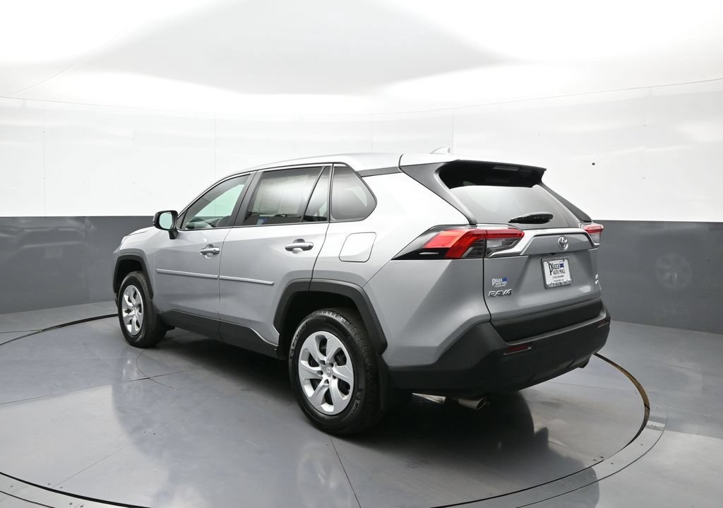 Certified 2024 Toyota RAV4 LE AWD/4WD image 8