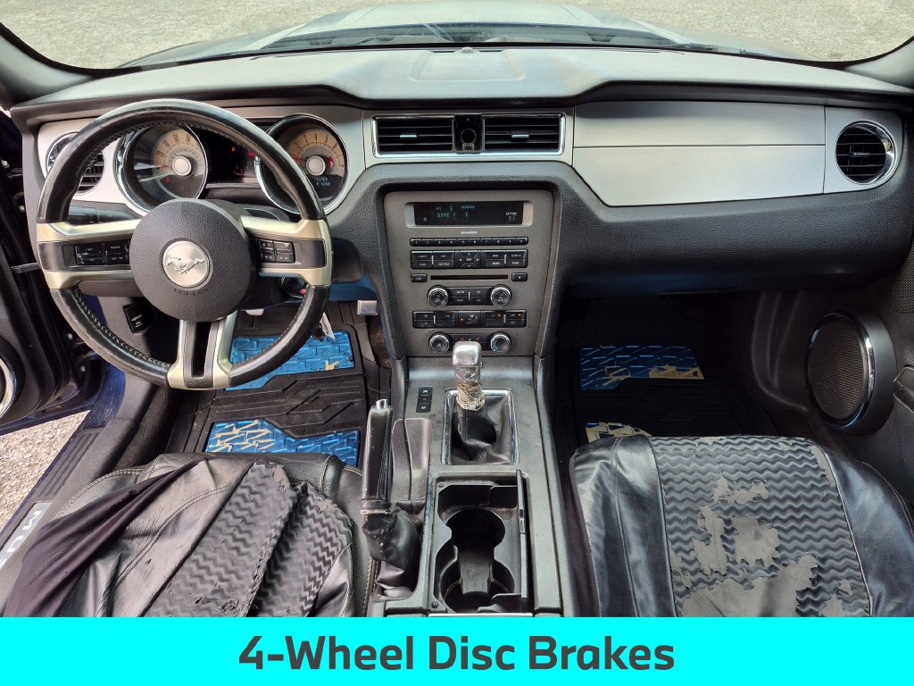 Used 2010 Ford Mustang GT Premium RWD image 24