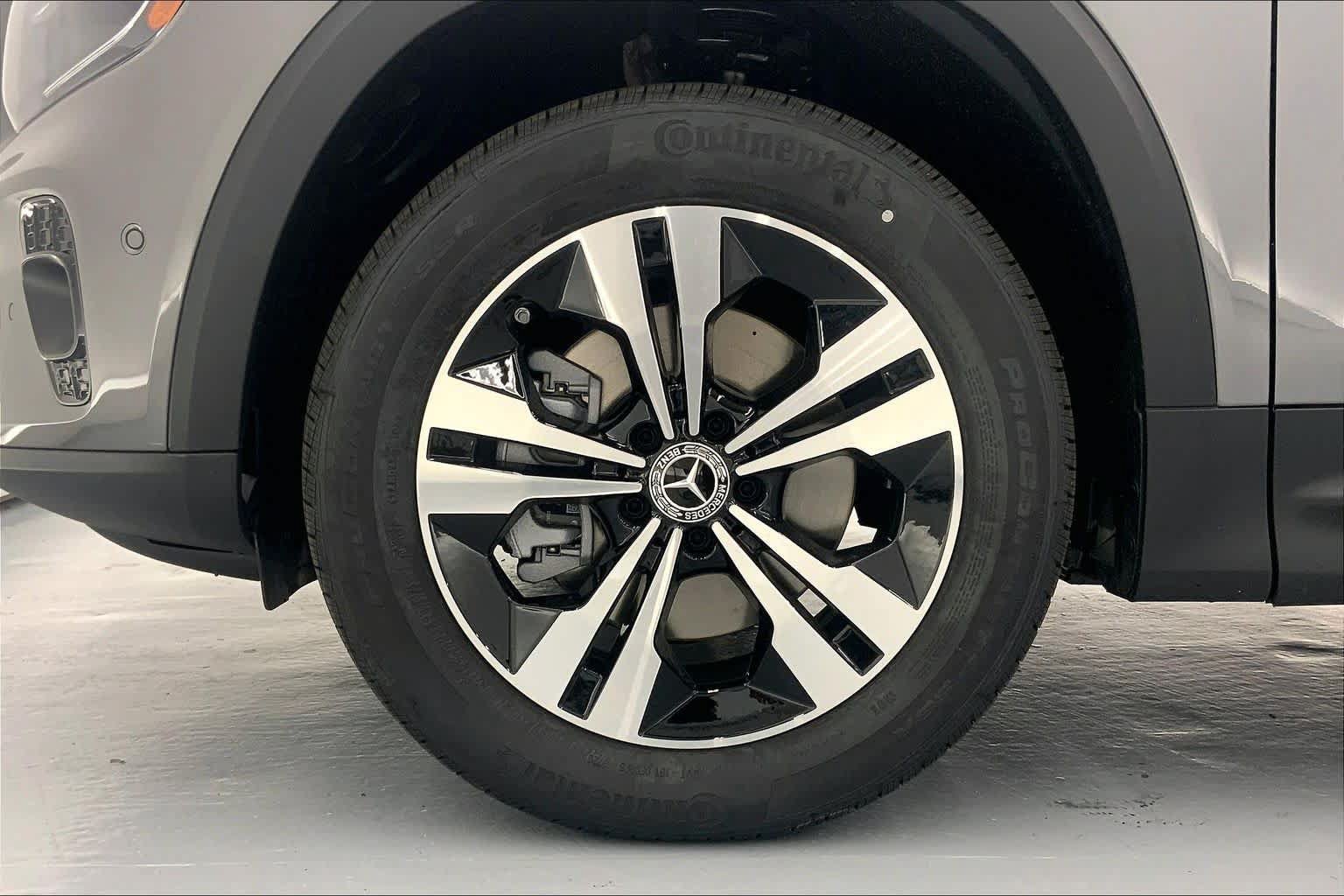 New 2026 Mercedes-Benz GLB 250 image 10