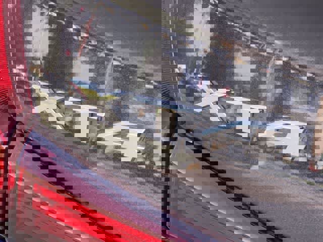 Used 2023 Cadillac XT4 Luxury w/ Cold Weather Package FWD image 8