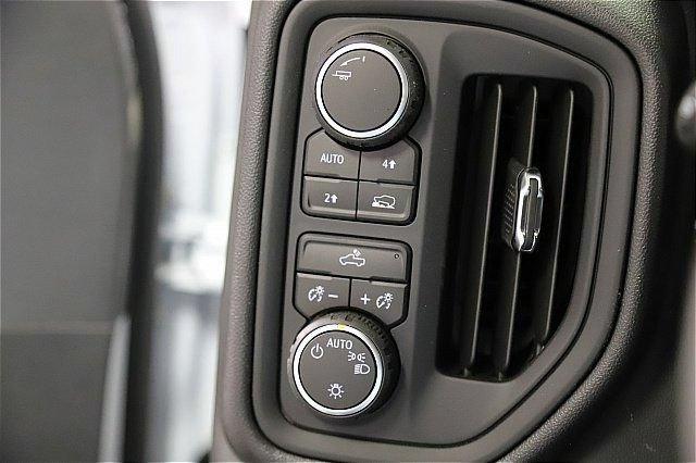 New 2025 Chevrolet Silverado 1500 W/T w/ WT Value Package AWD/4WD image 13