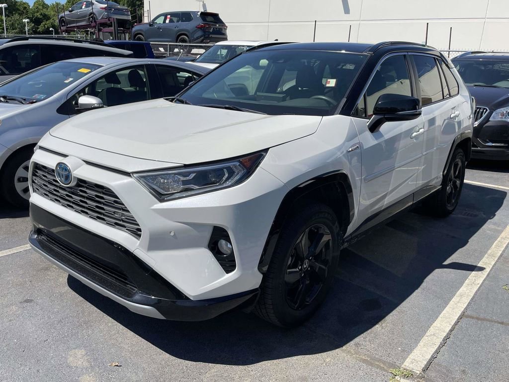 Used 2019 Toyota RAV4 XSE AWD/4WD image 10