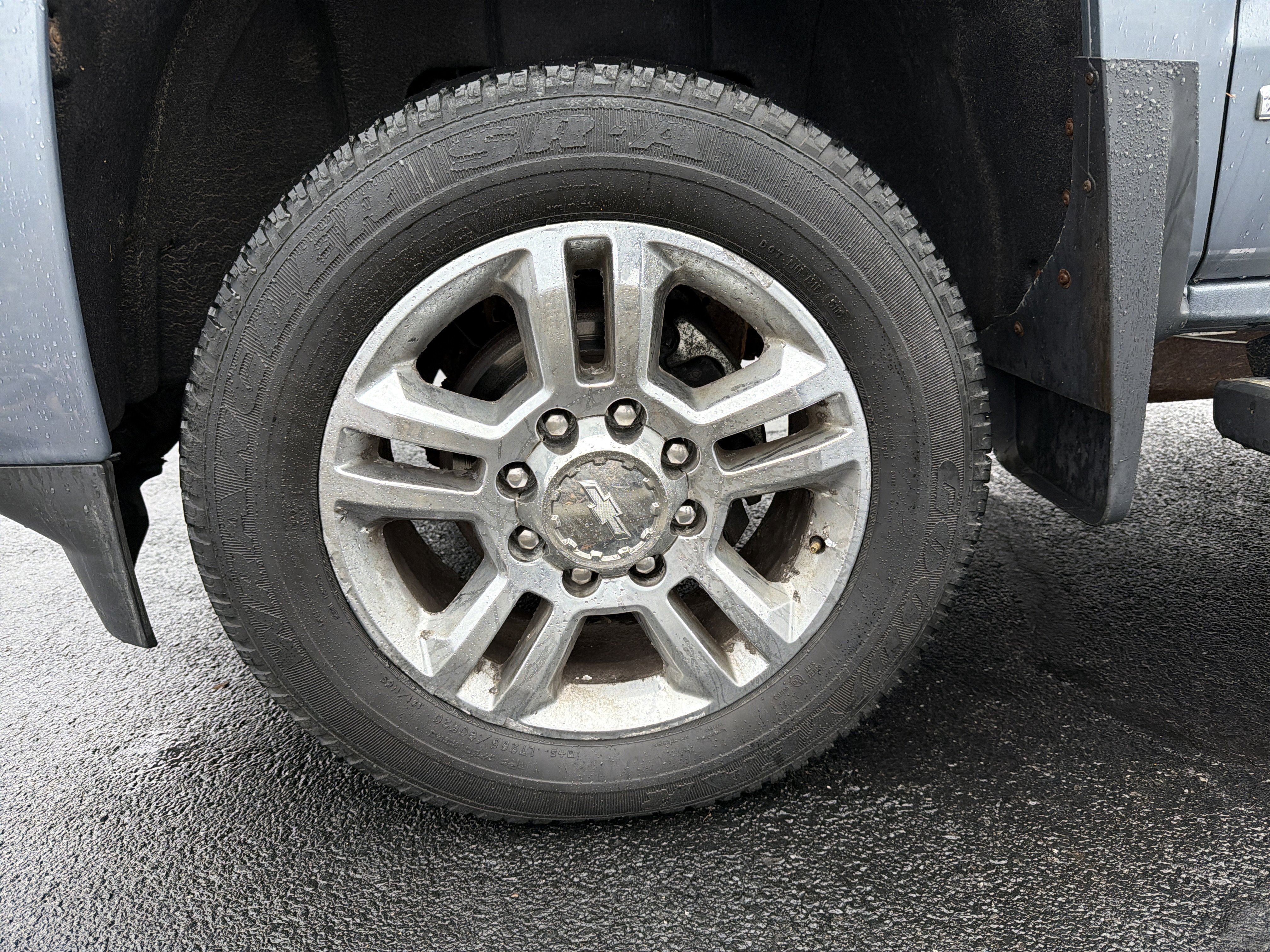 Used 2016 Chevrolet Silverado 2500 High Country image 34