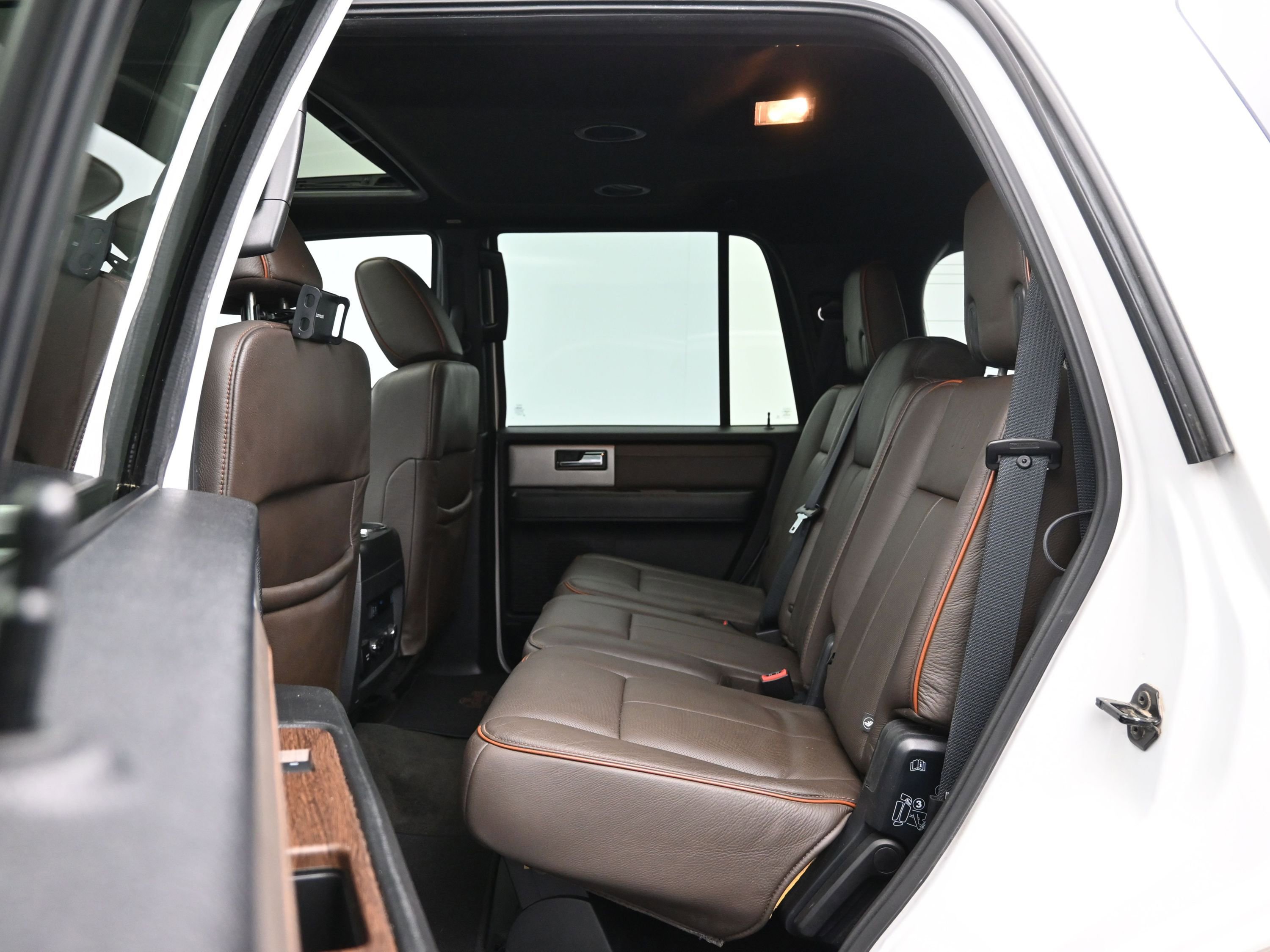 Used 2016 Ford Expedition King Ranch image 11