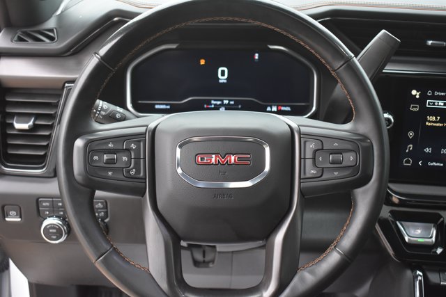 Used 2024 GMC Sierra 2500 AT4 w/ AT4 Premium Plus Package AWD/4WD image 23