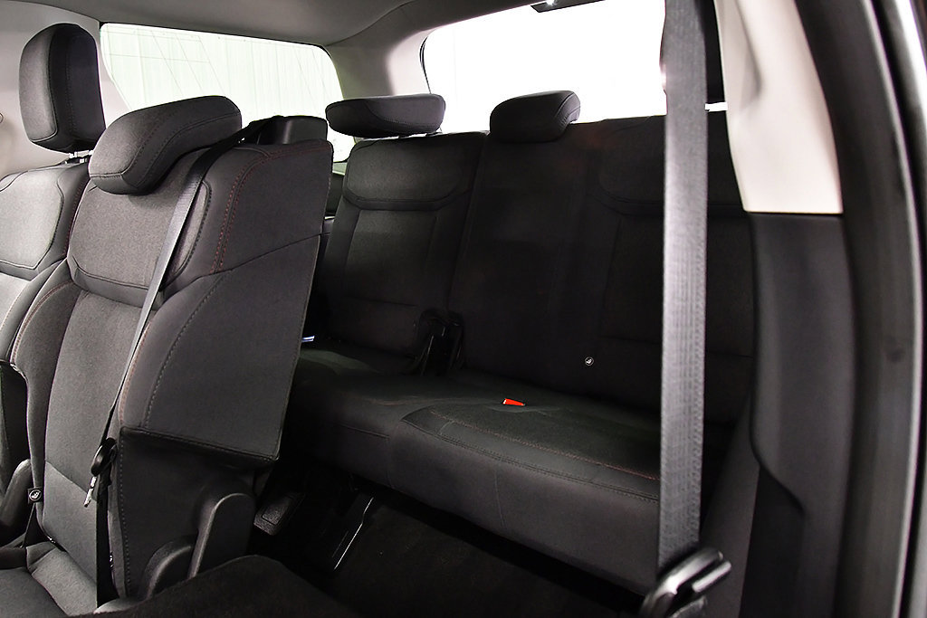 Used 2025 Ford Expedition Active AWD/4WD image 27