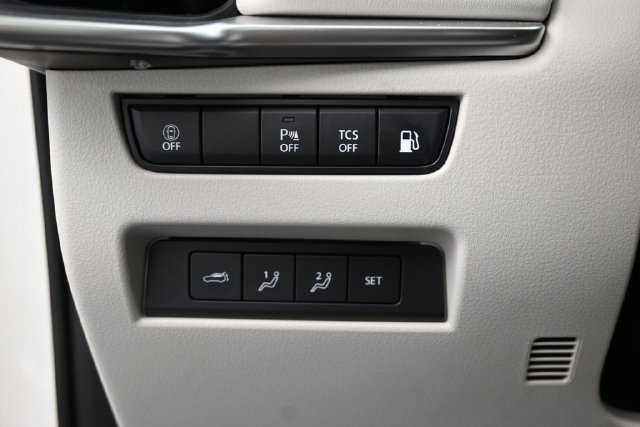 Certified 2024 MAZDA CX-90 Plug-In Hybrid w/ Premium Plus AWD/4WD image 27
