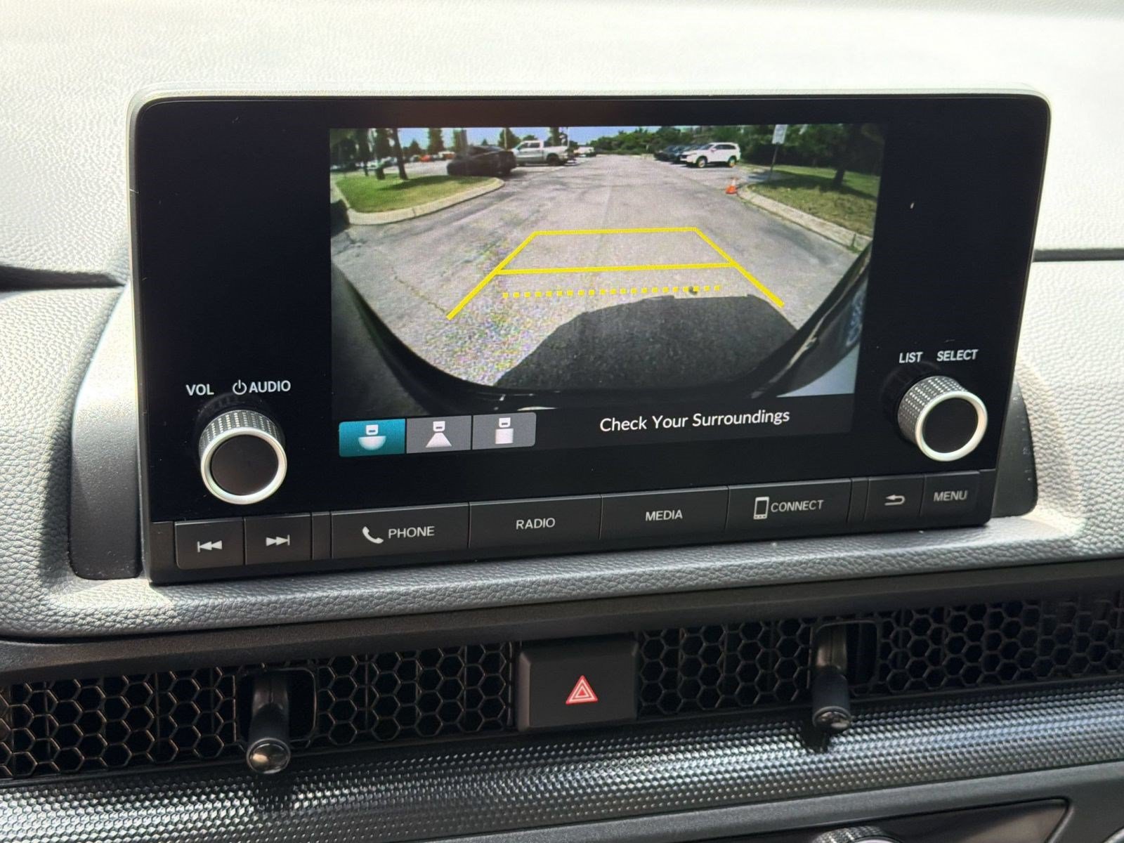 Used 2025 Honda CR-V LX image 19