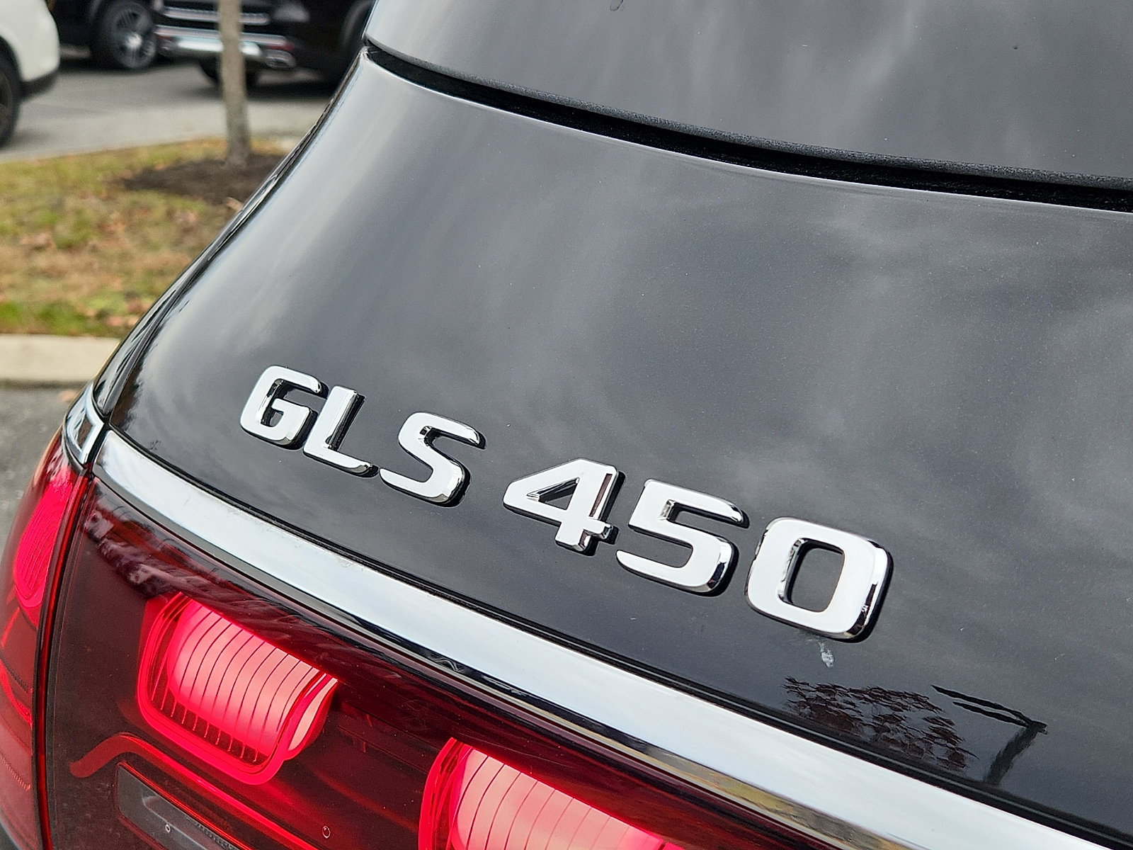 Used 2026 Mercedes-Benz GLS 450 4MATIC image 19