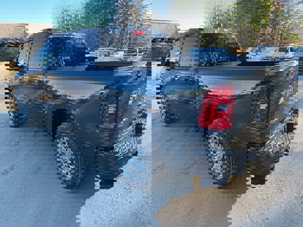 New 2026 RAM 1500 4x4 Crew Cab image 5