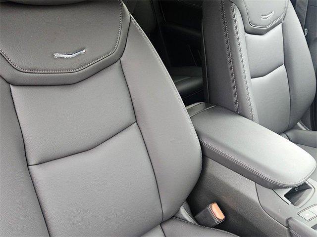 New 2026 Cadillac XT5 Luxury image 18