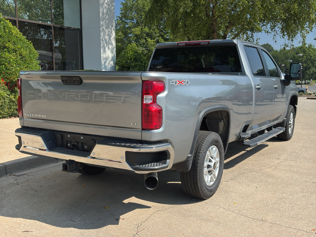 Used 2025 Chevrolet Silverado 2500 LT w/ Safety Package AWD/4WD image 7
