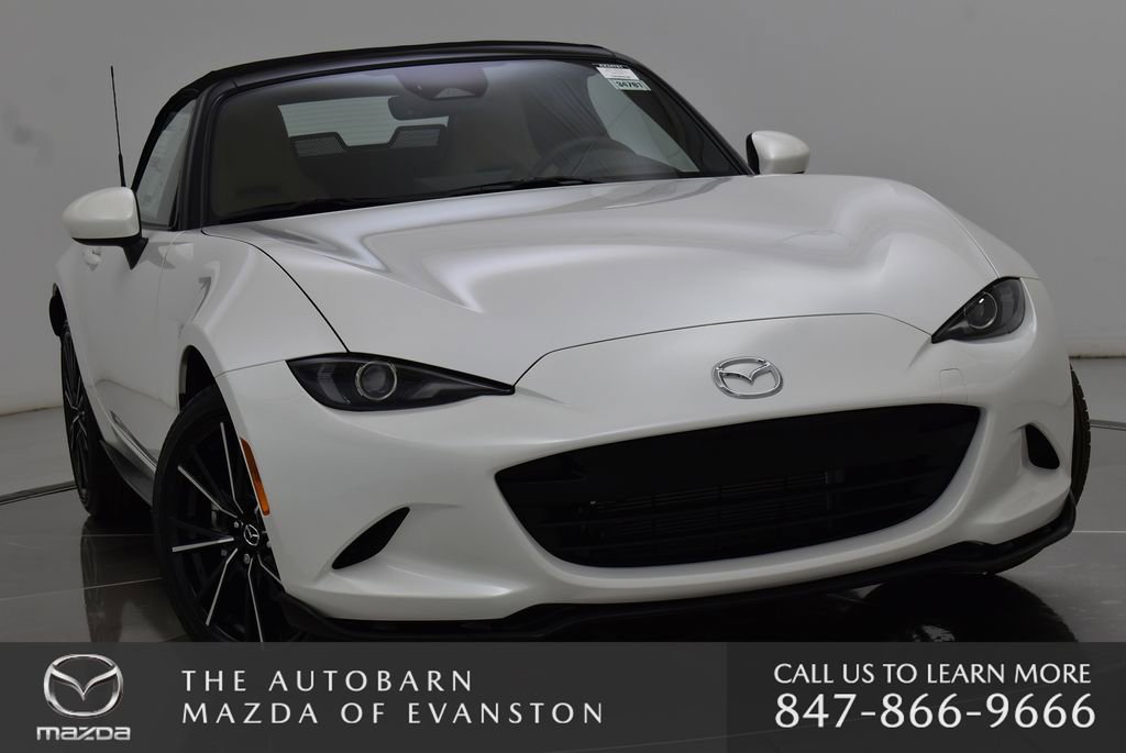 New 2025 MAZDA MX-5 Miata Grand Touring w/ Appearance Package image 4