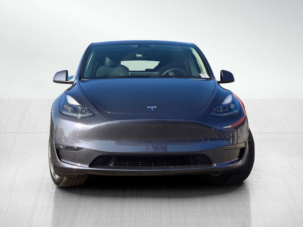 Used 2023 Tesla Model Y Long Range image 2