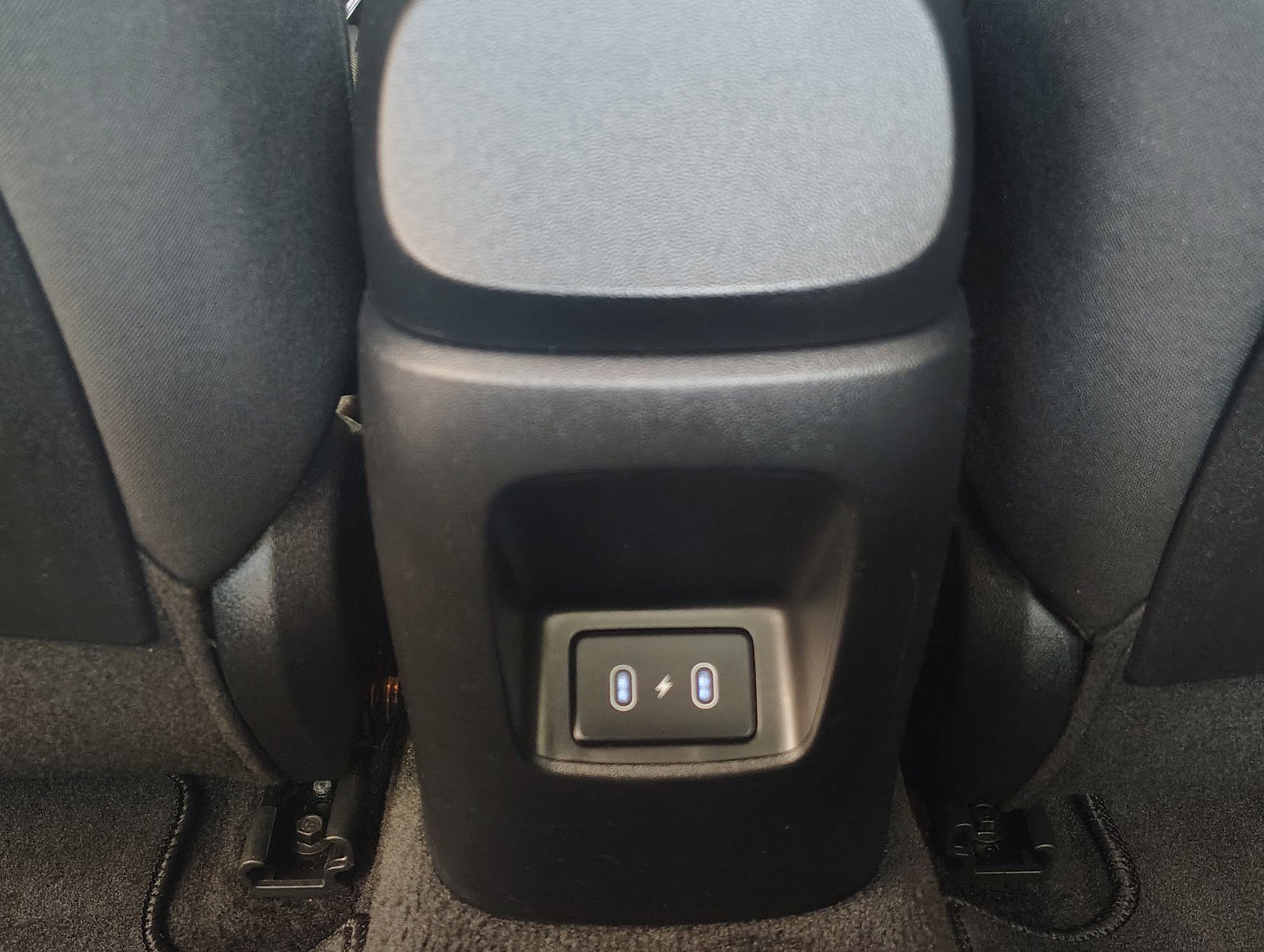 Certified 2025 Hyundai Elantra SE FWD image 21