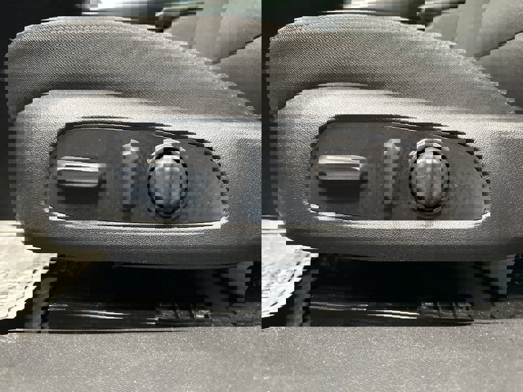 Certified 2025 Chevrolet Malibu LT image 23