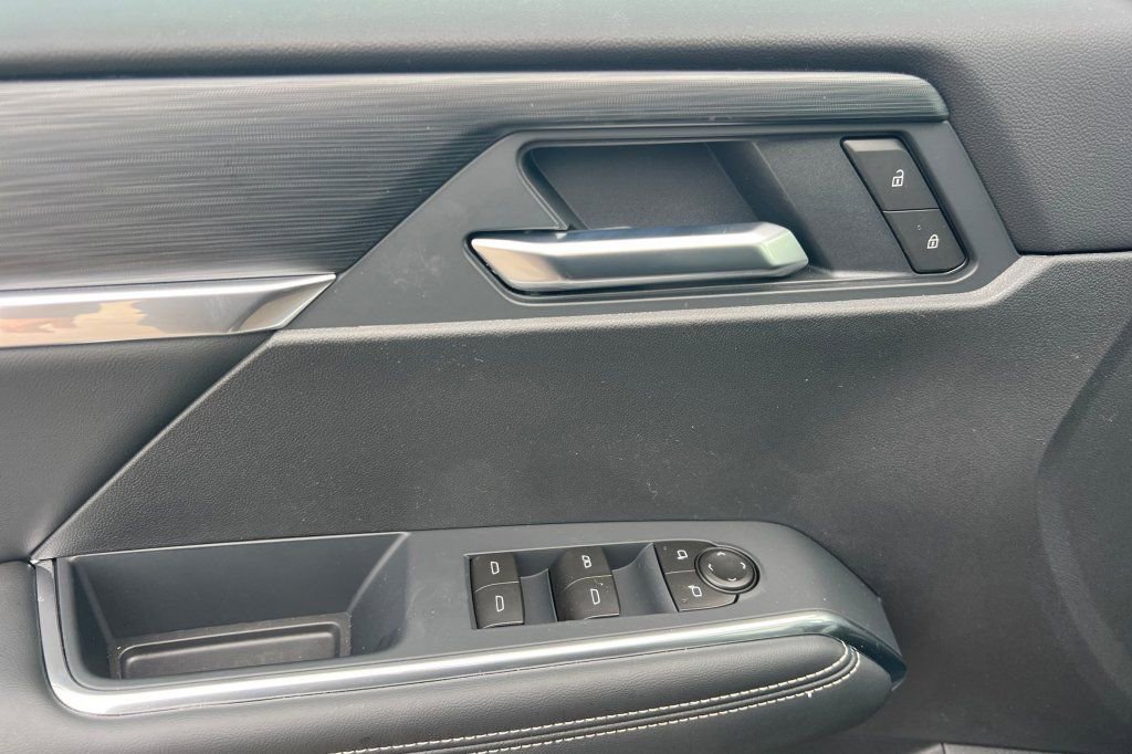 New 2026 GMC Acadia Elevation w/ Black Edition image 8