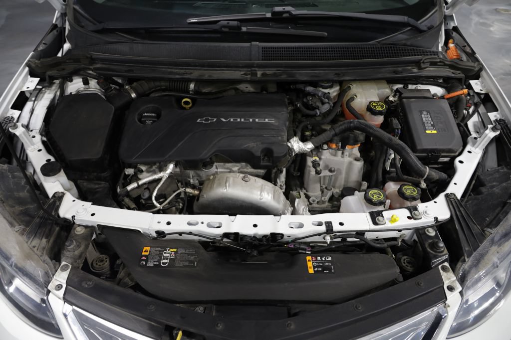 Used 2018 Chevrolet Volt LT w/ Comfort Package FWD image 27