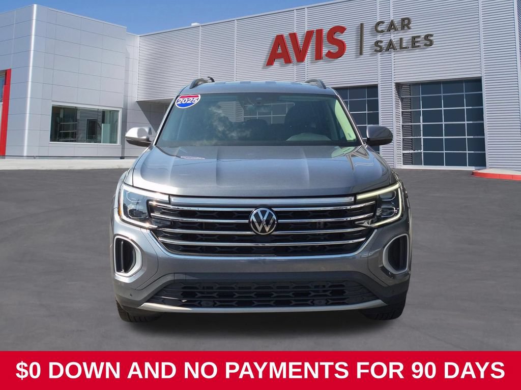Used 2025 Volkswagen Atlas SE FWD image 2