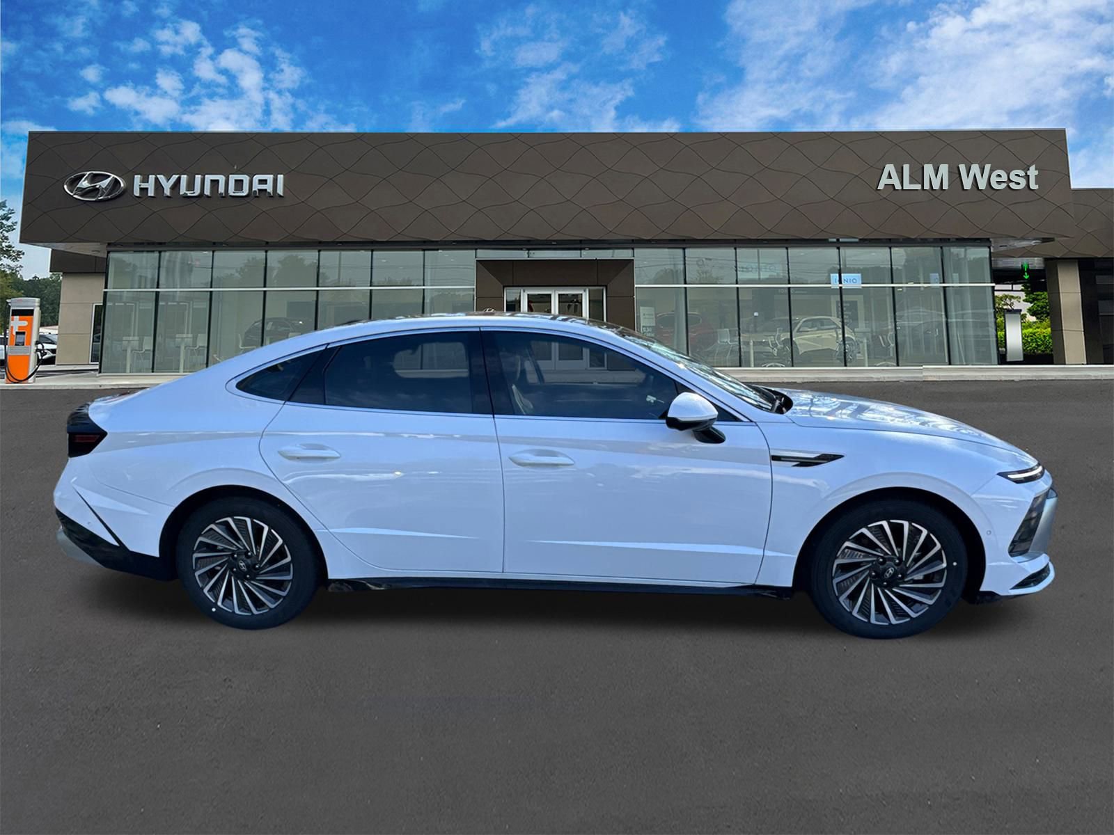 New 2026 Hyundai Sonata Limited FWD image 5
