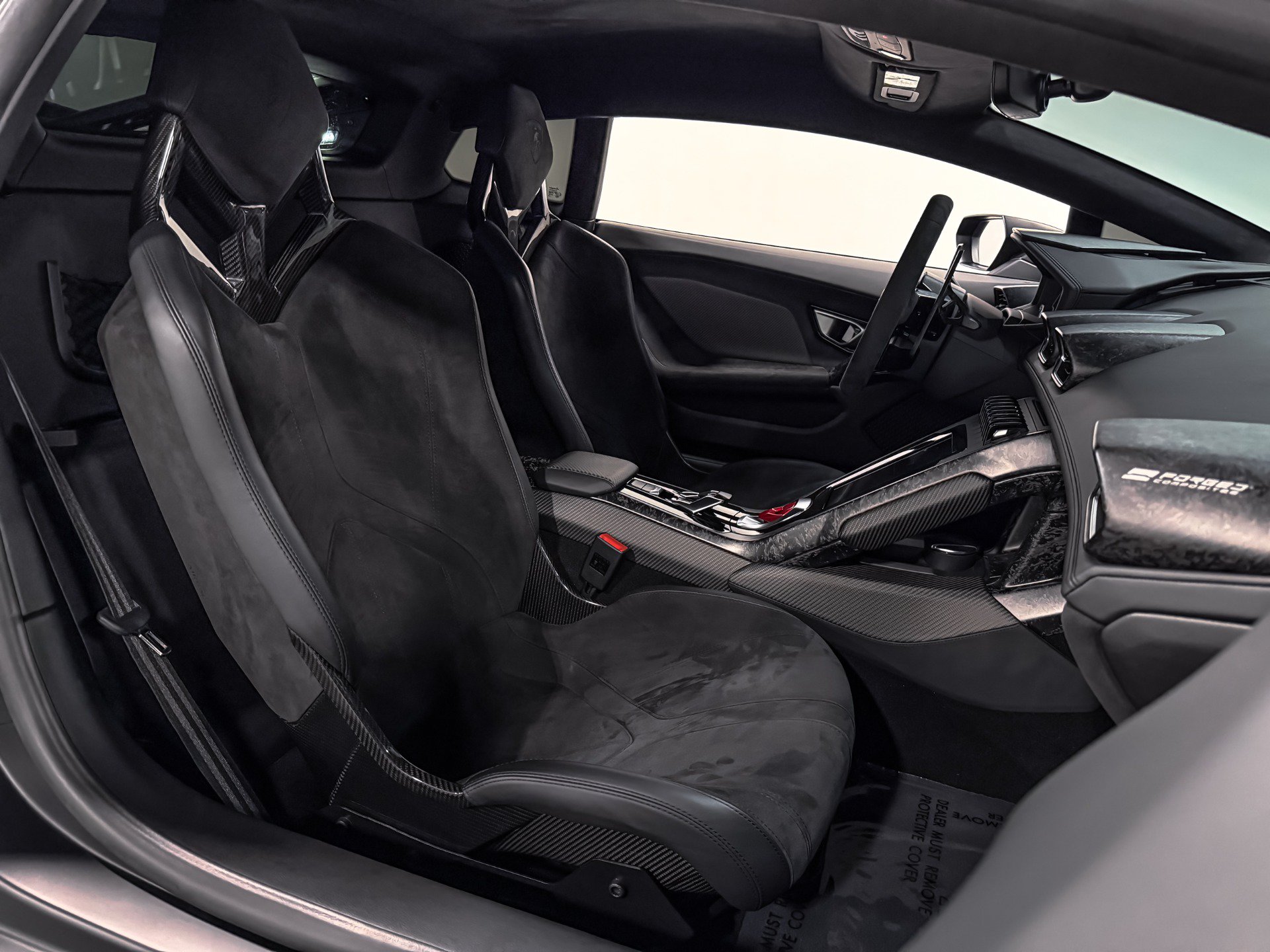 Used 2021 Lamborghini Huracan EVO RWD image 24