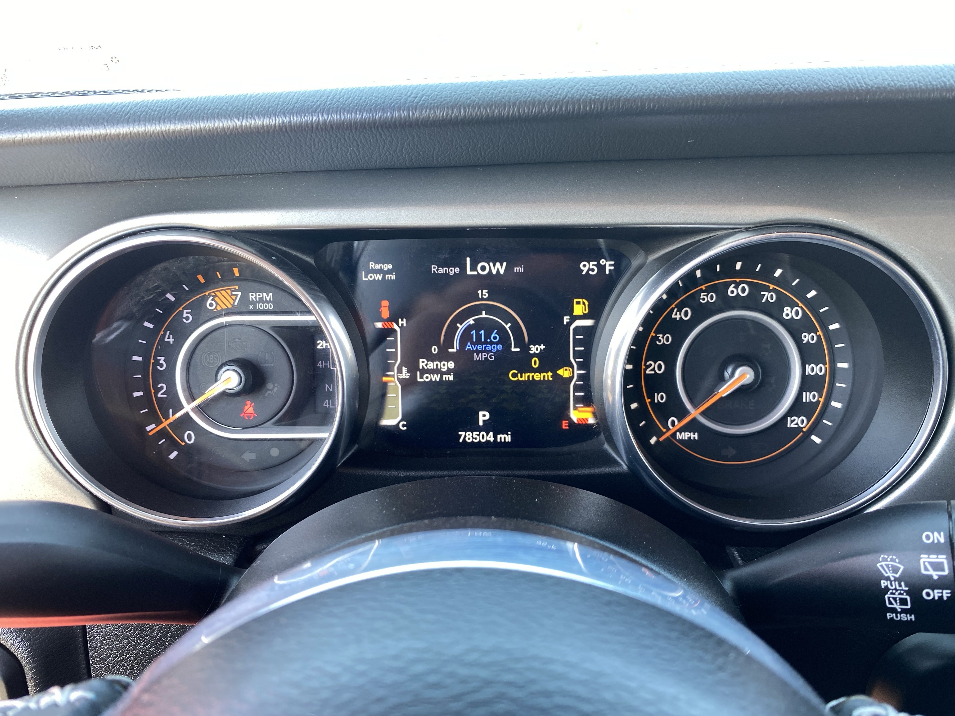 Used 2023 Jeep Wrangler Unlimited Sahara w/ Cold Weather Group AWD/4WD image 29
