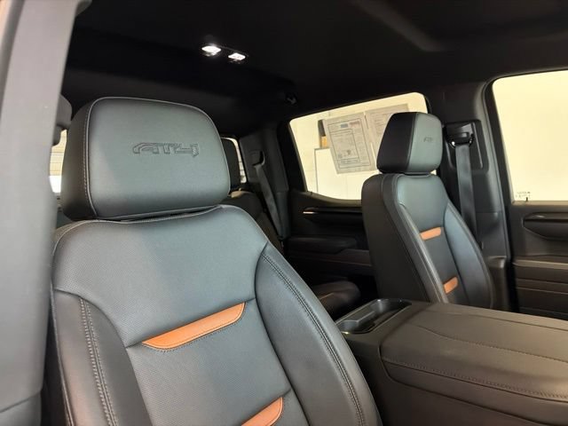 Used 2025 GMC Sierra 1500 AT4 w/ Technology Package AWD/4WD image 41