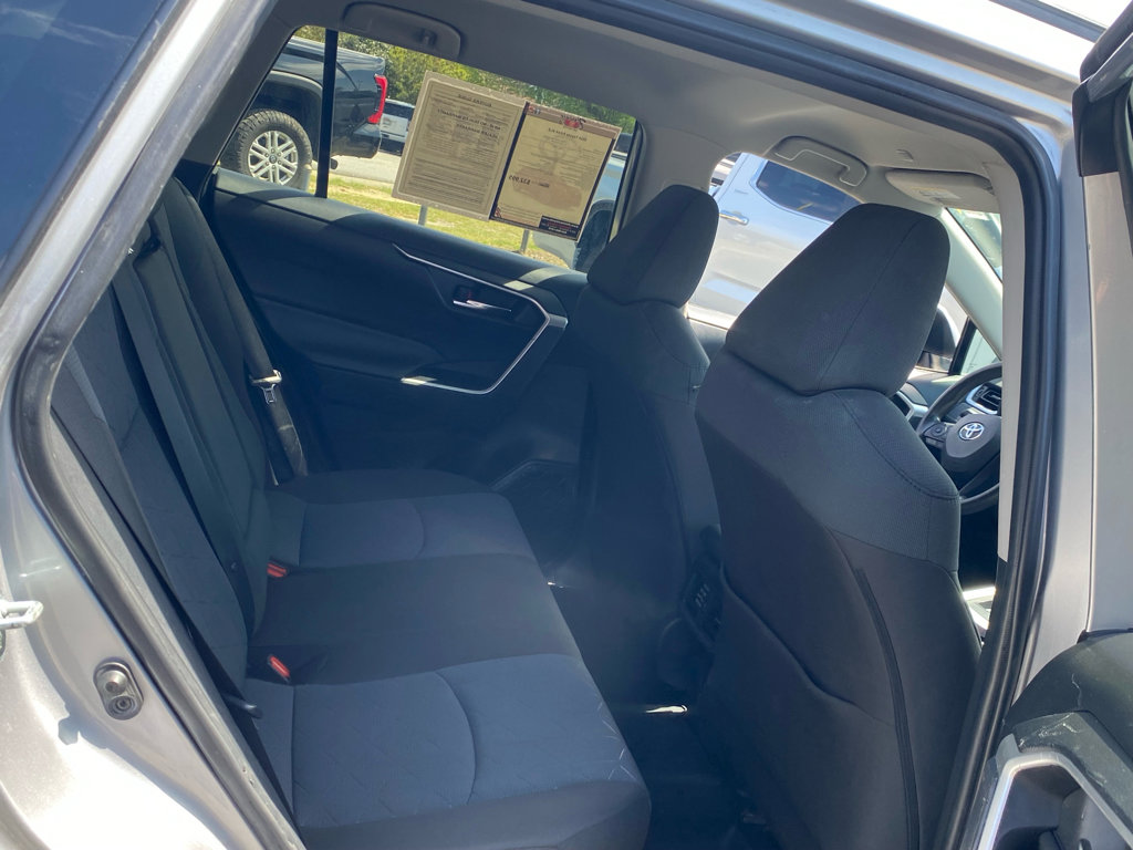 Used 2024 Toyota RAV4 XLE image 13