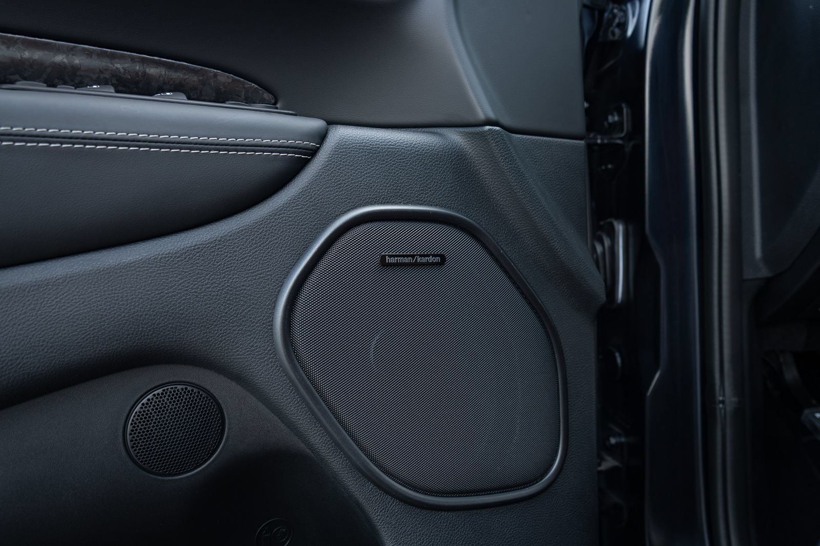 New 2026 Dodge Durango SRT Hellcat w/ Premium Group AWD/4WD image 36