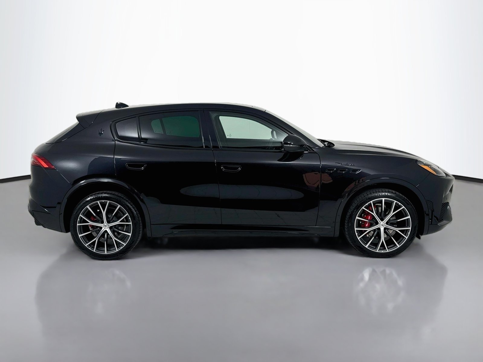 New 2027 Maserati Grecale Modena AWD/4WD image 9