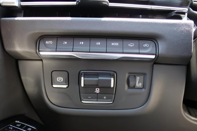 New 2025 Cadillac Escalade ESV Sport w/ Touring Package image 25