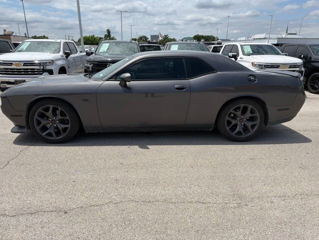 Used 2019 Dodge Challenger R/T RWD image 6