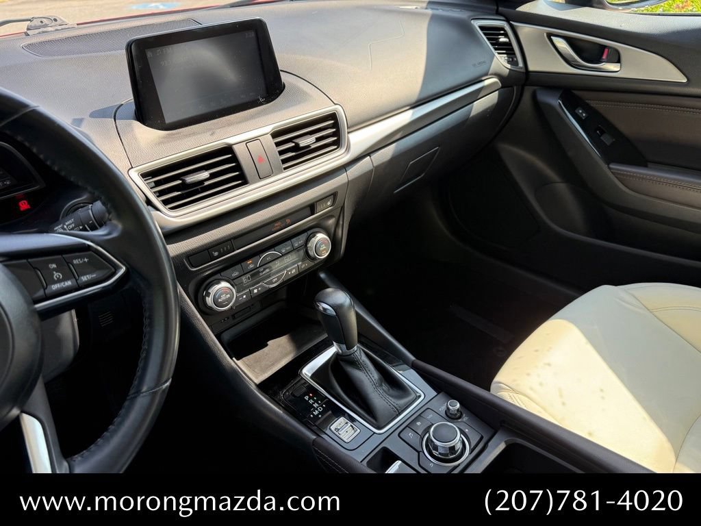 Used 2017 MAZDA MAZDA3 Touring FWD image 37