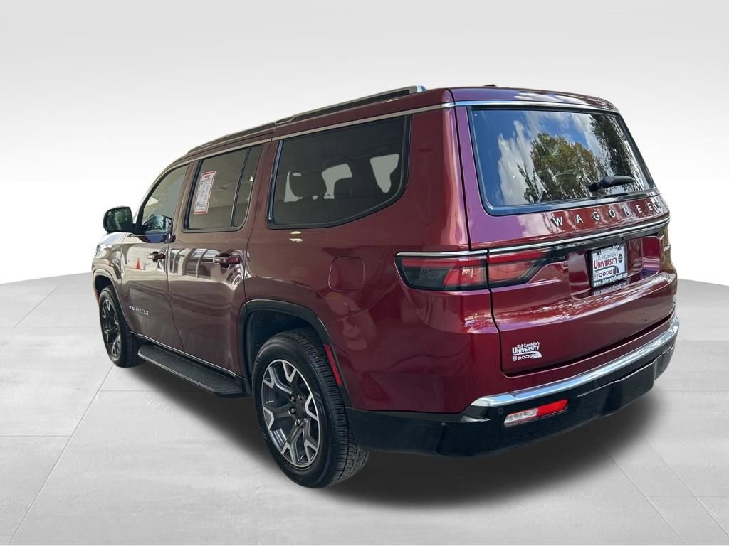 Used 2023 Jeep Wagoneer Series III w/ Preferred Equipment Group image 4