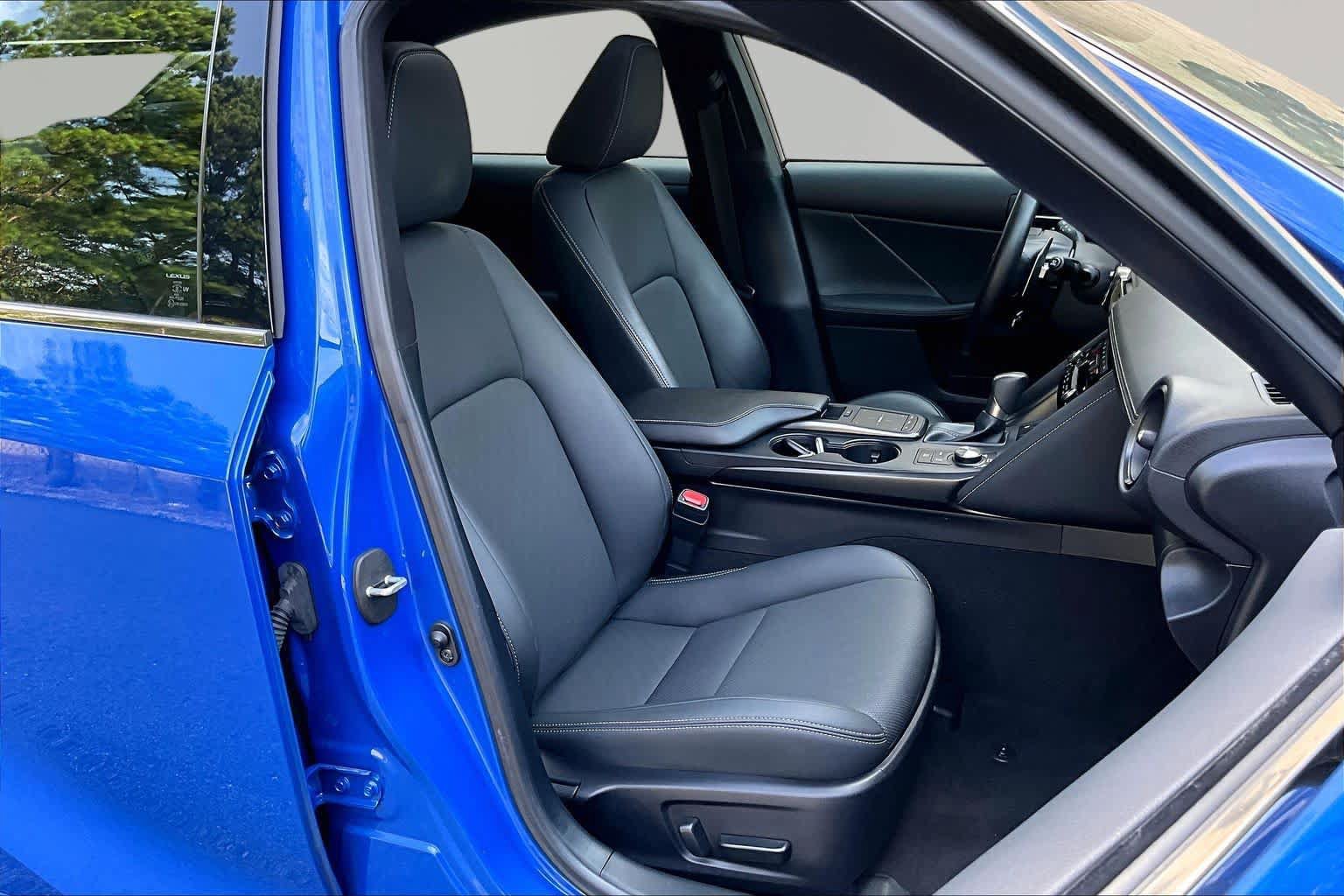 Used 2023 Lexus IS 300 w/ Premium Package RWD image 18