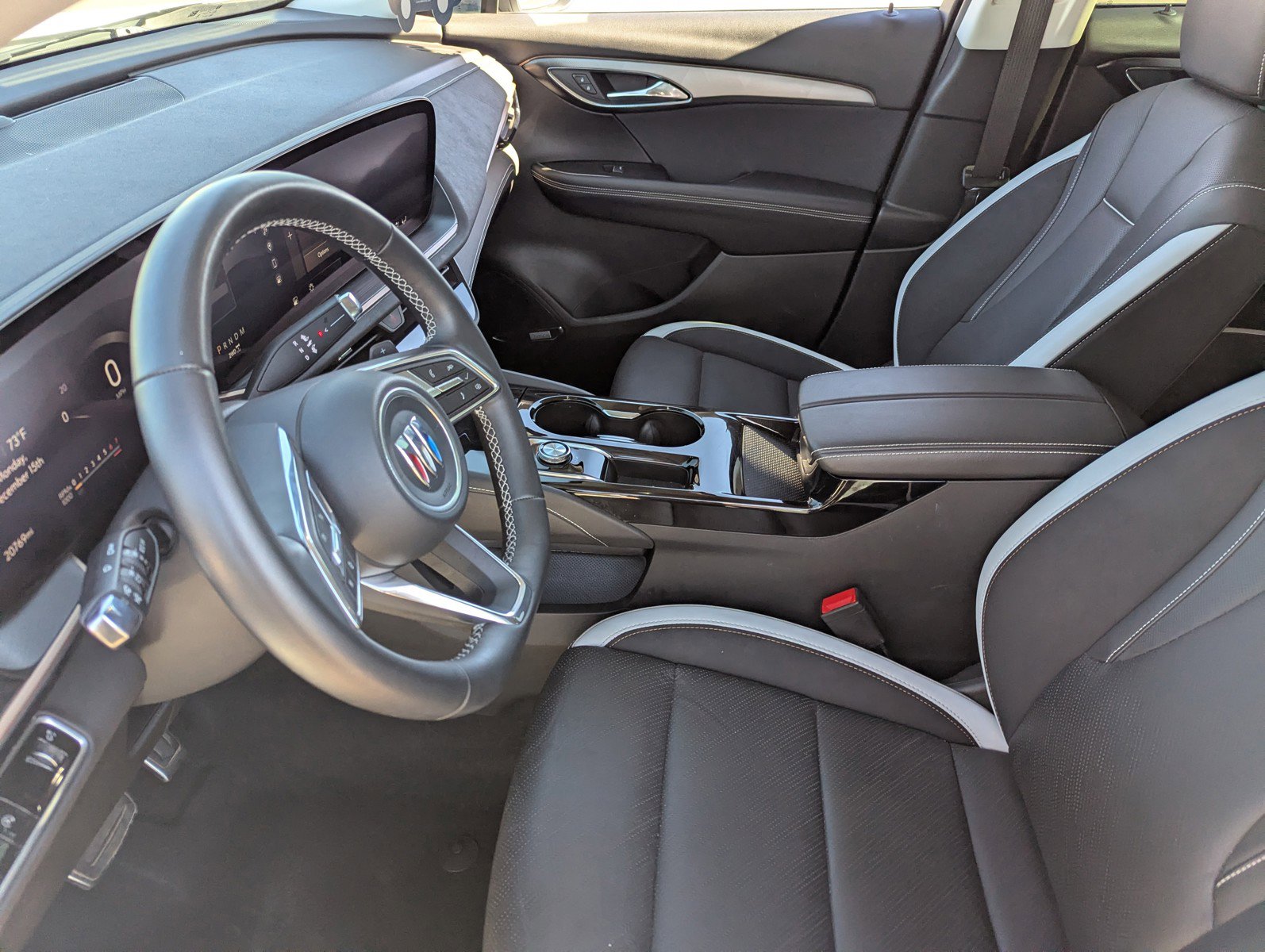 Certified 2025 Buick Envision Sport Touring image 24