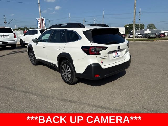 Used 2023 Subaru Outback Premium AWD/4WD image 5
